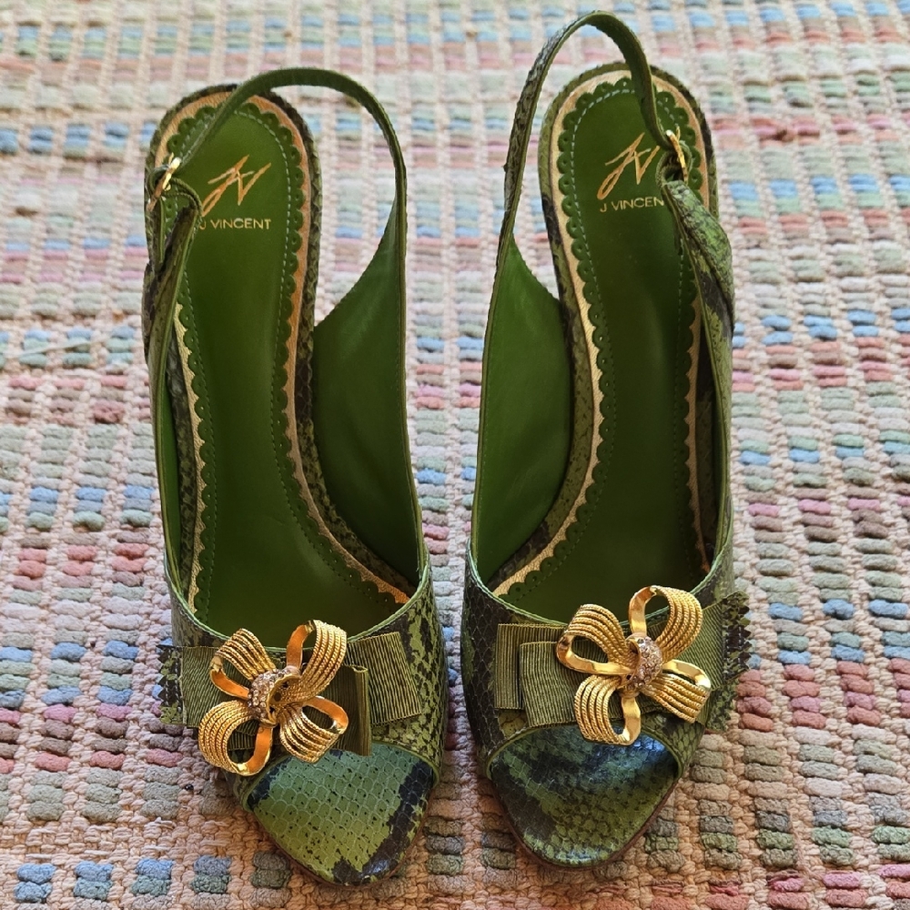 Green Slingback Heels with Gold Accents